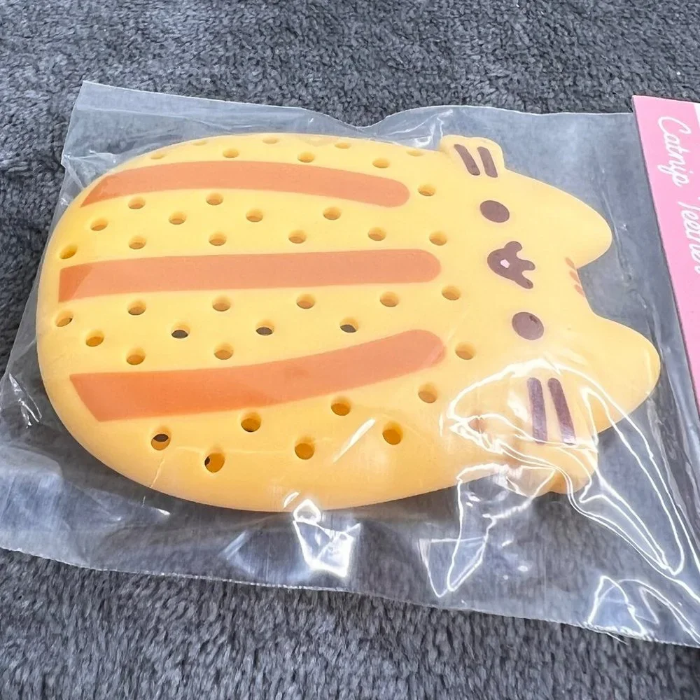 Pusheen Catnip Teether Toy Summer 2022 Box Exclusive NIP Yellow Cat